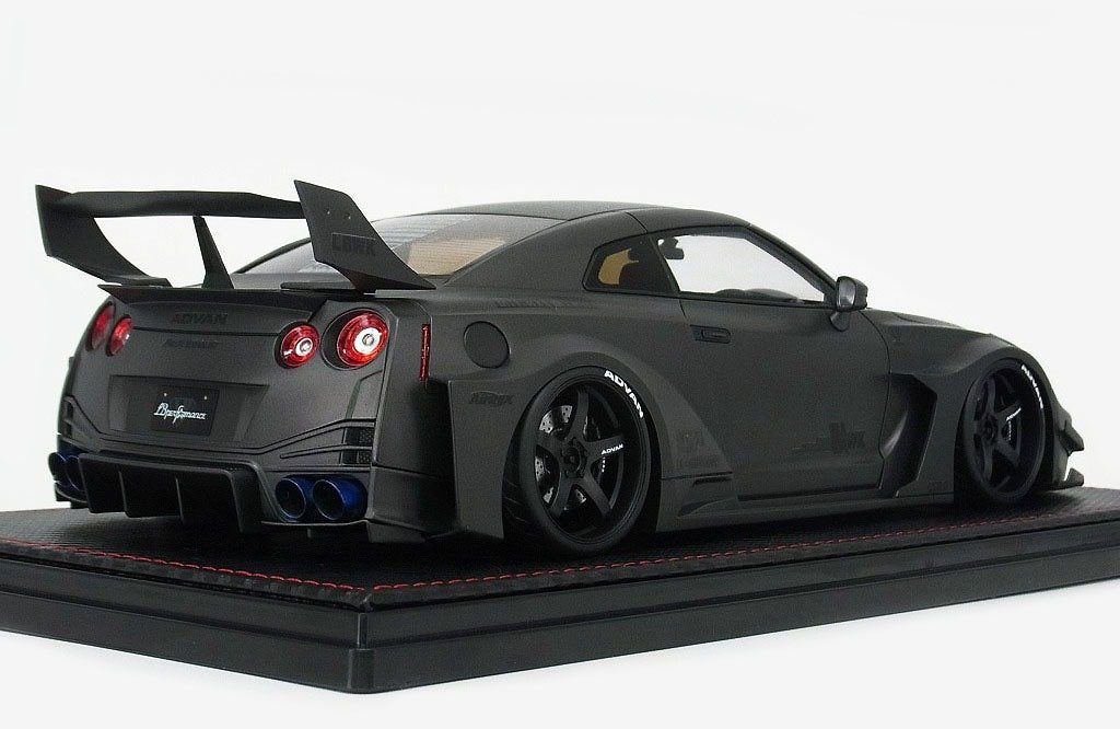 Nissan 35GT-RR LB Silhouette Works GT Matte Black 1/18 IGNITION 