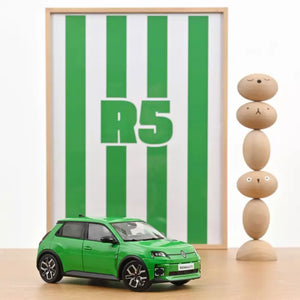 Renault 5 E-Tech 100% Electric 2024 Pop Green 1/18 NOREV 185501